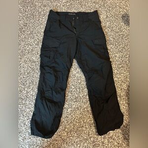 5.11 Tactical Men's Black Cargo Pants